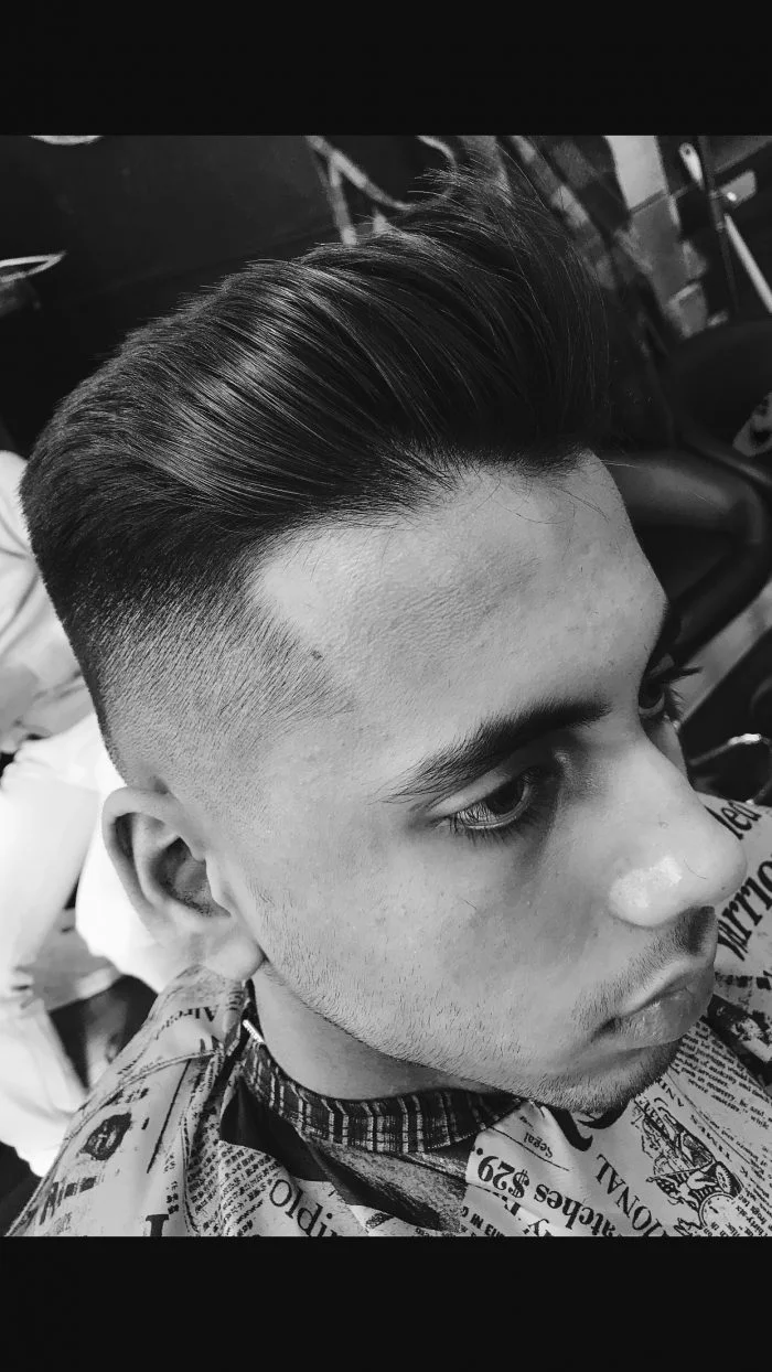 Tunsoare realizată la Hairbox 8
